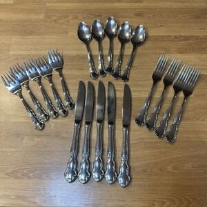 19 Pieces REED & BARTON  Dickenson Pattern  18/8 STAINLESS FLATWARE